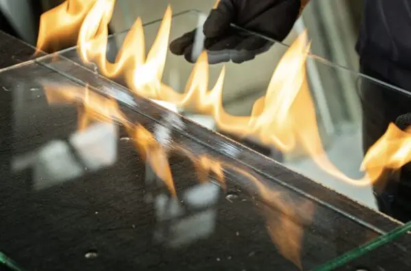 Fire-resistant glass